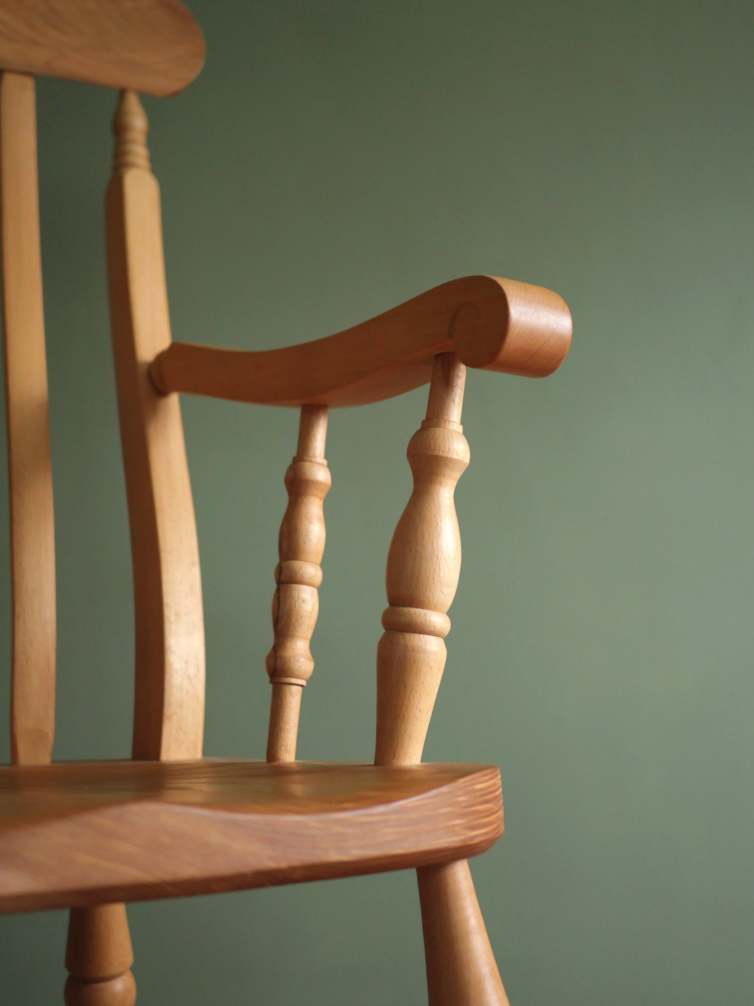 Handmade English lath back Windsor chair in beech with ash seat.